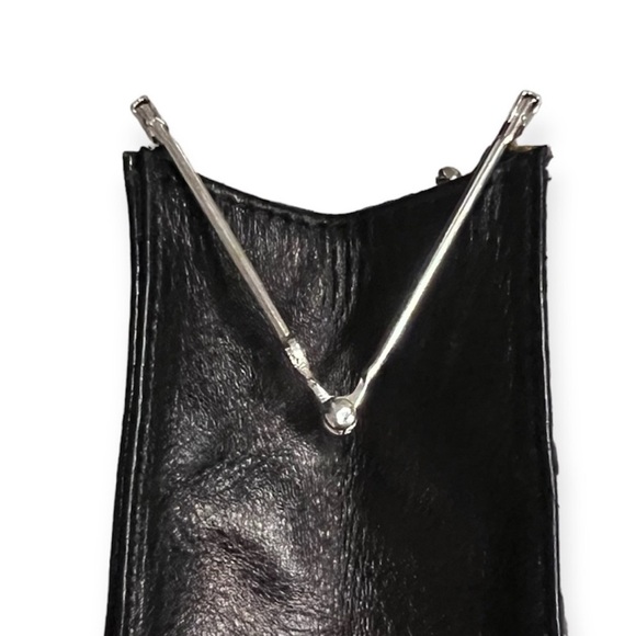 Browns Genuine Leather Made in Italy Snake
Skin Purse - Picture 5 of 6